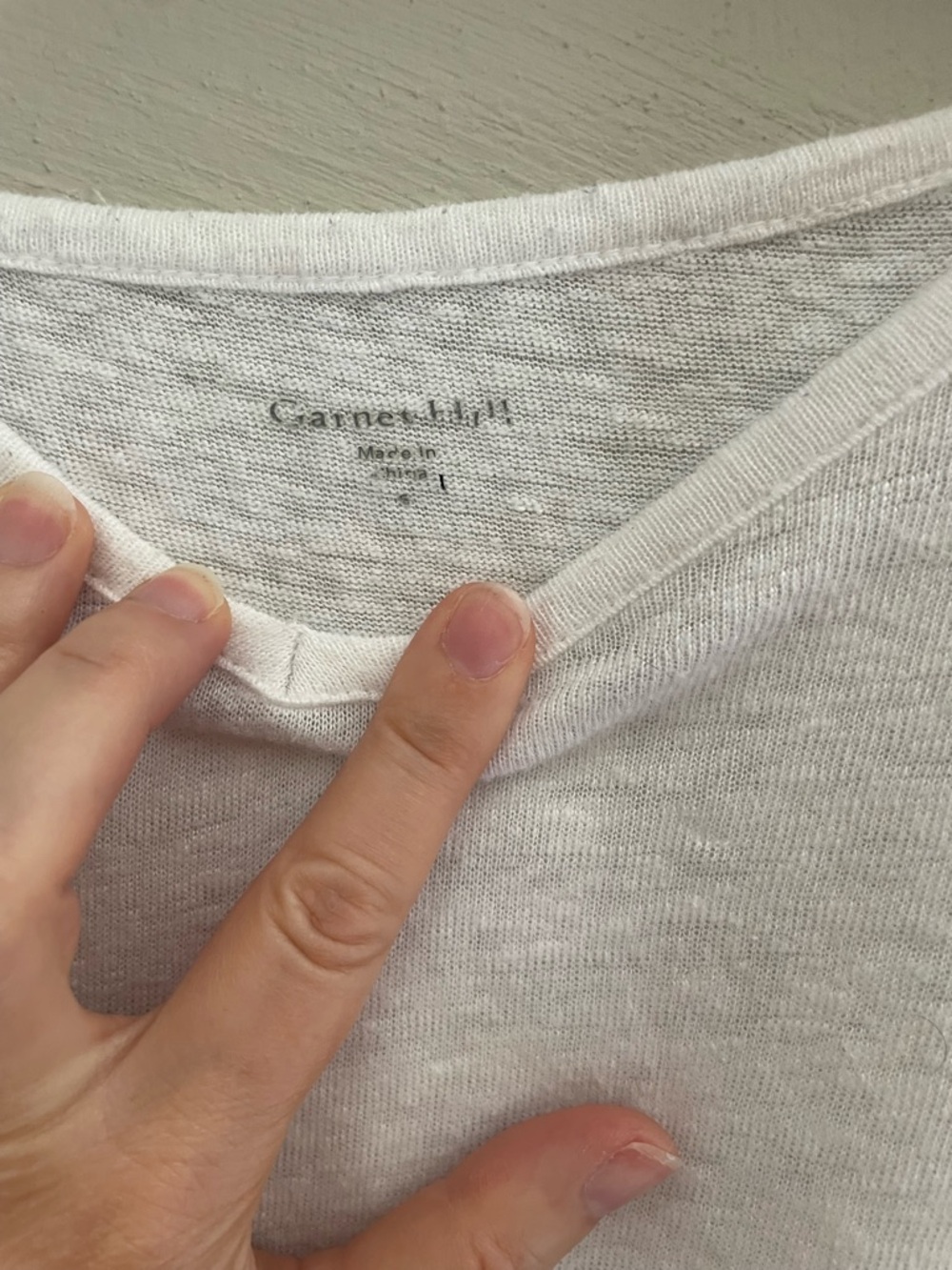 Garnet Hill White V-Neck Linen-Blend Short Sleeve Top - Picture 5 of 6